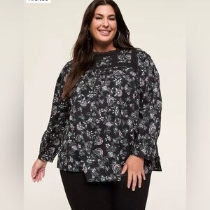 Lane Bryant Long Sleeves Floral Top
Size 18 New